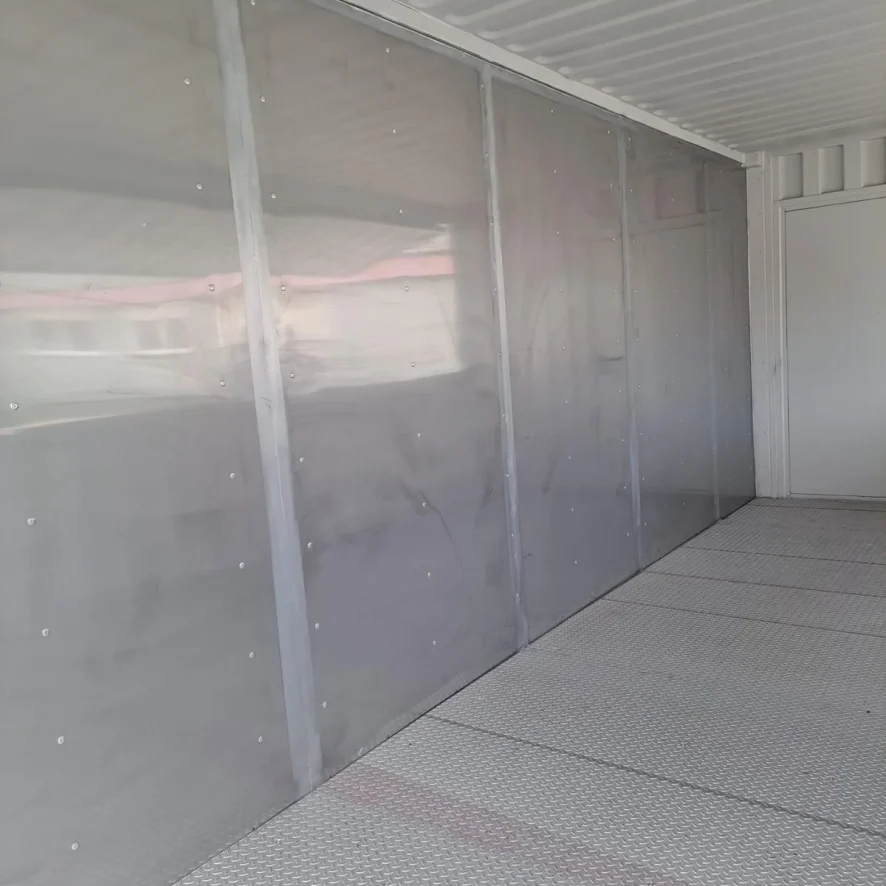 Container kaufen: leere innenwände bar-container umbau isolierung grau